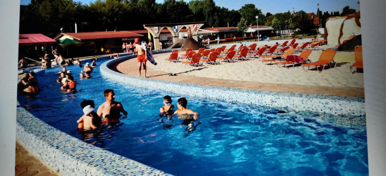 Apartmany Elba Veľký Meder Exterior foto